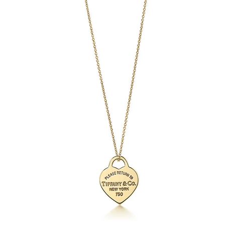 Tiffany Heart Tag pendant 18k gold Return To Tiffany Necklace, Tiffany Gold, Tiffany And Co Necklace, Feminine Necklace, Return To Tiffany, Tiffany Necklace, Long Pearl Necklaces, Elegant Aesthetic, Tiffany Jewelry