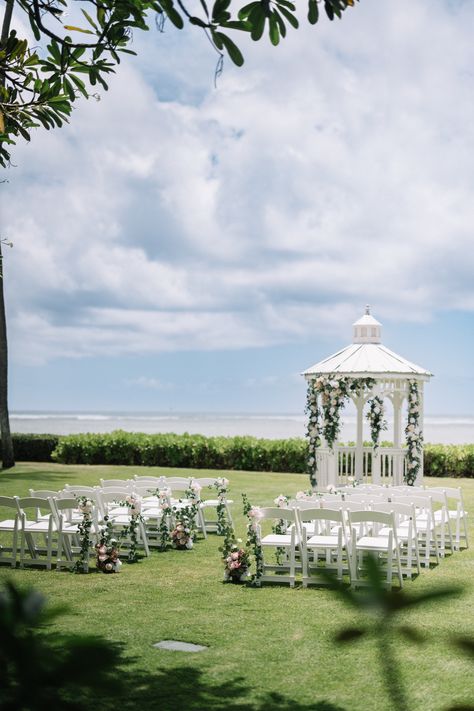 The Kahala Hotel & Resort's Plumeria Grove Photo by: Visionari Photography Kahala Hotel Wedding, Kahala Wedding, Wedding Venues Hawaii, Hotel Wedding, Wedding Ceremony, Wedding Venues, Dream Wedding, Hawaii, Weddings