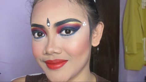 Make Up Bali, Make Up Tari, Makeup Bali, Dance Makeup Tutorial, Bali Images, Beauty By Lee, Belly Dance Makeup, Club Makeup, Ballroom Hair