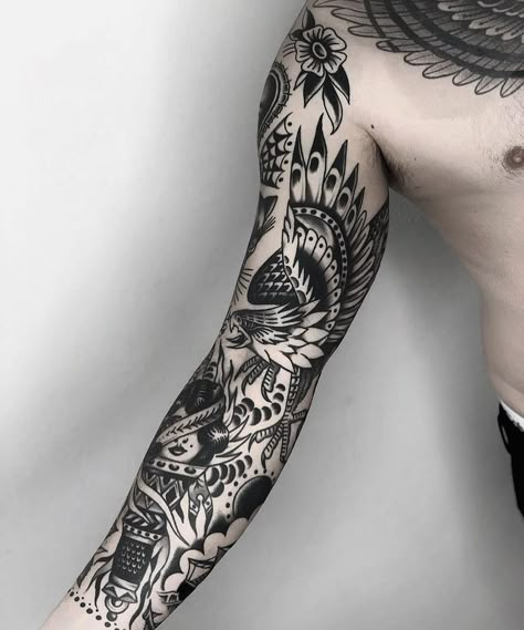 Inner Bicep Tattoo Ideas, Bicep Tattoo Ideas, Bicep Tattoo Women, Inside Of Arm Tattoo, Traditional Tattoo Stencils, Tricep Tattoos, Bicep Tattoo Men, Traditional Black Tattoo, Inner Arm Tattoos