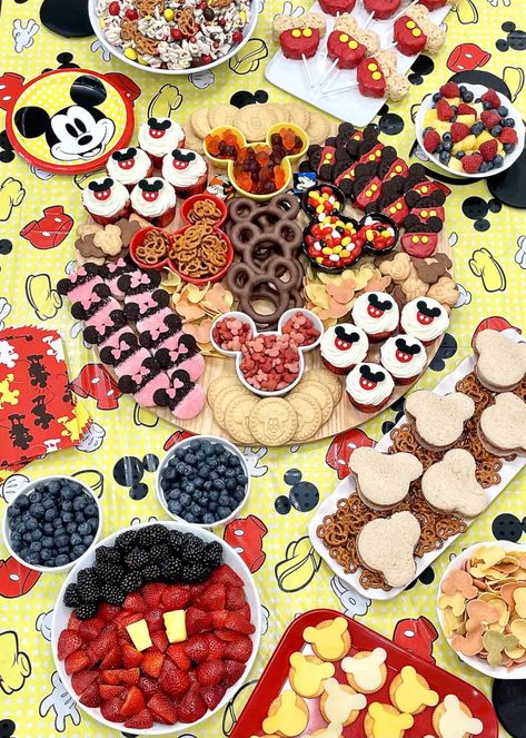 Mickey Mouse Party Spread by The BakerMama Summer Mickey Mouse Party, Mickey Mouse Clubhouse Food Ideas, Mickey Mouse Party Food Ideas, Diy Birthday For Mom, Charturie Boards, Mickey Mouse Party Food, Mickey Mouse Snacks, Mickey Mouse Food, Diy Mickey Mouse