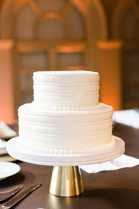 Stripes & Dot Design #losangelesweddingcake #orangecountyweddingcake #weddingcake #rusticcake #sandiegoweddingcake #sanfransiscoweddingcake #dallasweddingcake #austinweddingcake #nashvilleweddingcake Spatula Cake, Tiered Cake, Rustic Cake, Orange County Wedding, Cake Tasting, Victorian House, Wedding Vibes, Dallas Wedding, San Diego Wedding