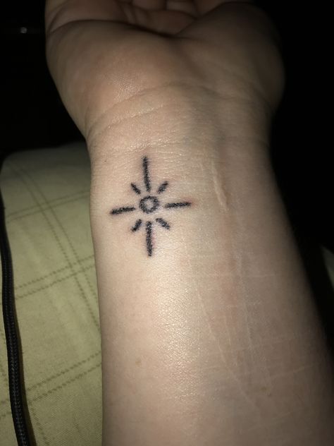 Stick n poke tattoo Hand Stick And Poke Tattoo Ideas, Anime Stick And Poke Tattoo, Stuck And Poke Ideas, Stick And Poke Tattoo Ideas Simple Edgy, Hand Stick N Poke, Small Stick N Poke Ideas, Stick N Poke Tattoo Ideas, Small Stick And Poke Tattoo Ideas, Easy Stick And Poke Tattoo Ideas