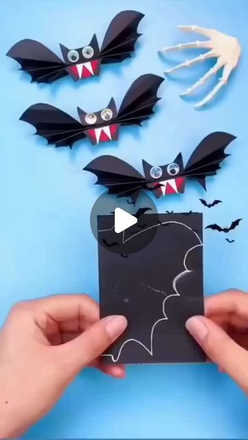 Preschool Crafts Activities, Creepy Food, Preschool Craft Activities, Bat Craft, Craft Work For Kids, Happy Haunting, Kids Painting, Halloween 4, Invitation To Play