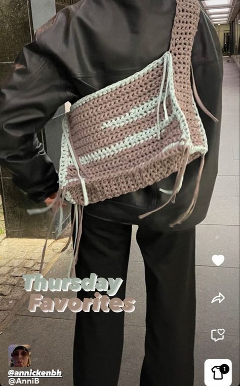 crochet bag for men #crochetbagformen #crochet #crochetbag #crochetbags 7.213 Crochet Bag For Men, Trendy Womens Sneakers, Free Crochet Bag Patterns, Crossbody Bag Outfit, Crochet Men, Free Crochet Bag, Knitting Tote Bag, Womens Crochet Patterns, Crochet Idea