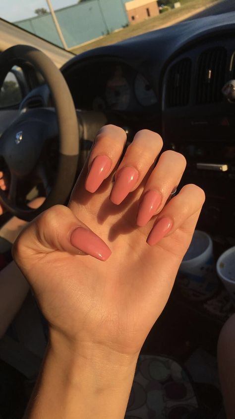 Peachy Pink Nails Acrylic, Peach Colored Acrylic Nails, Peach Color Acrylic Nails, Light Peach Acrylic Nails, Nails Acrylic Coral Peach, Peach Pink Nails, Coffin Acrylic Nails, Acrylic Nails Coffin, Pink Acrylic Nails