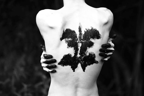 Mud Rorschach - possible tattoo Rorschach Art, Rorschach Test, Under My Skin, Fashion Design Portfolio, Ink Blot, Makeup Photography, Mood Board Fashion, S Tattoo, Old School Tattoo