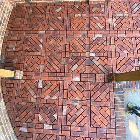 Construction & Powertools on Instagram: “Nicely done little brick floor under an oak gazebo by @joss.roberts 🧱 . #buildingsupplies #buildingmaterials #buildingcontractors #bricky…” Brick Pathway Garden, Oak Gazebo, Pathway Garden, Brick Floor, Brick Pathway, Brick Patio, Brick Paving, Brick Garden, Building Contractors