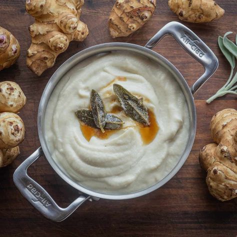 Sunchoke Puree Artichoke Sauce, Welsh Recipes, Artichoke Recipes, Food Combining, Pureed Food Recipes, Food Garden, Nutritious Meals, Artichoke, Vegetable Recipes