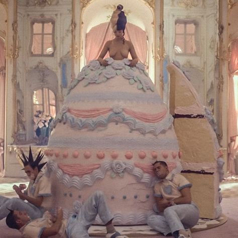 The Bakery, 12th Birthday, Queen Bee, Queen Bees, Melanie Martinez, The Queen, Mona Lisa, Bee, Queen