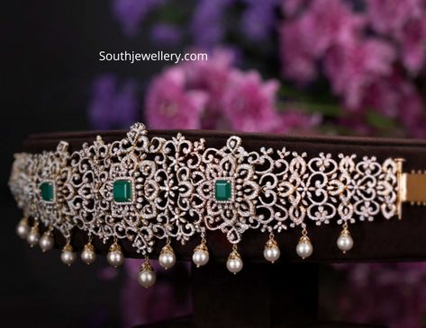 Diamond emerald vaddanam photo Vaddanam Models, Diamond Vaddanam, Indian Things, Diamond Jewlery, Vaddanam Designs, Indian Diamond Jewellery, Bridal Diamond Necklace, Jewellery Photography, Pendant Sets