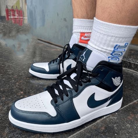 Air Jordan 1 Mid Armory Navy Check more at https://kingshooz.com/product/air-jordan-1-mid-armory-navy-2/ Jordan 1 Armory Navy, Jordan 1 Mid Armory Navy, Air Jordans Shoes, Af1 Shoes, Jordans Shoes, Nike Air Force 1 Custom, Nike Air Jordan Shoes, Nike Air Force 1 Mid, Brand Sneakers