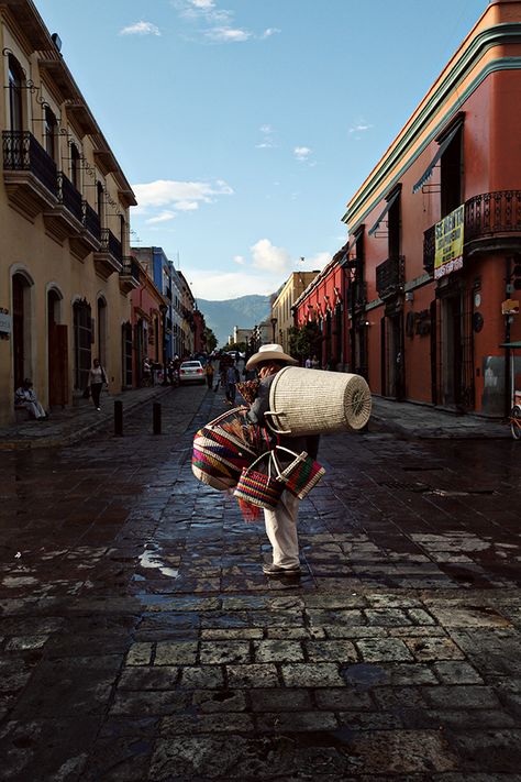 Oaxaca City .... Colorful!! Oaxaca City Mexico, Oaxaca City, Explore Mexico, Mexico Travel Destinations, Mexico Culture, Salt Flats, Visit Mexico, Family Travel Destinations, South Of The Border