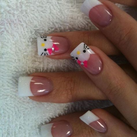 Hello Kitty Nails Short Easy, Plain Hello Kitty Nails, Hello Kitty French Tip Nails Short, Hello Kitty Design Nails, Hello Kitty Nails French Tip, French Hello Kitty Nails, Hello Kitty Nail Art Designs, Hello Kitty Nails Acrylic Short, French Tip Hello Kitty Nails