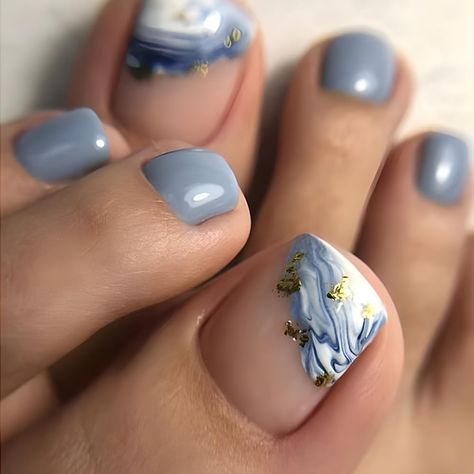 Vacation Nails Beach, Press On Toenails, Fake Toenails, Gold Foil Design, Acrylic Toe Nails, Acrylic Toes, Summer Toe Nails, Vacation Nails, Toe Nail Designs