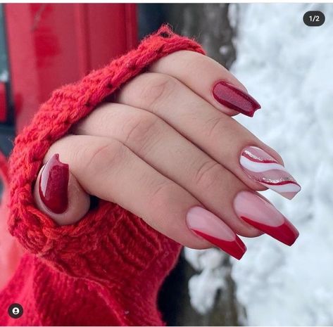 Cool Winter Nails, December Nails, Winter Nails Acrylic, Christmas Nails Easy, Christmas Gel Nails, Nails 2022, Cool Winter, Christmas Nails Acrylic, Beach Nails