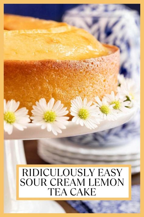 This moist, tender Lemon Sour Cream Tea Cake, with a double layer of lemon flavor, comes together quickly... just one bowl, no mixer needed! via @cafesucrefarine Lemon Sour Cream Cake, Italian Lemon Cake, Lemon Tea Cake, Gingerbread Cake Recipe, Sour Cream Cake, Cake Pop Recipe, Regular People, Warm Cake, Lemon Flavor