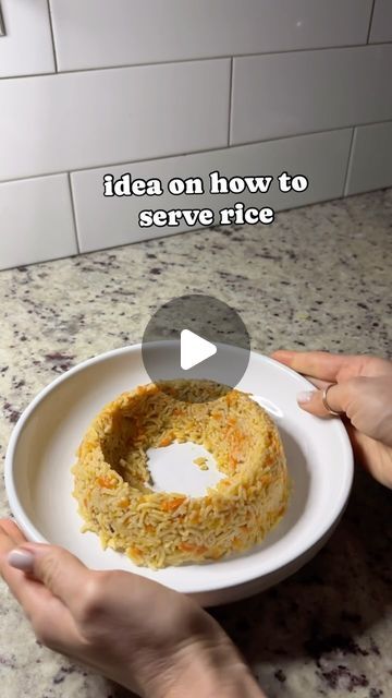 KateSi on Instagram: "idea on how to serve rice✔️" Rice Presentation Ideas, Rice Garnishing Ideas, Rice Decoration Ideas Food, Plating Rice Ideas, Rice Platter Presentation, How To Serve Rice On A Plate, Rice Plating Ideas, Rice Presentation, Rice Plating