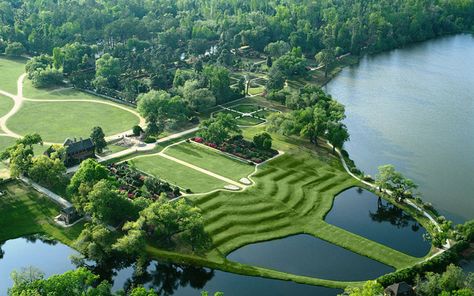 Historic Houses, Plantations & Museums | Heritage Passport Members Charleston Plantations, South Carolina Travel, Middleton Place, Southern Plantations, Garden Tours, Best Cities, Aerial View, Beautiful Beaches, Outdoors Adventure