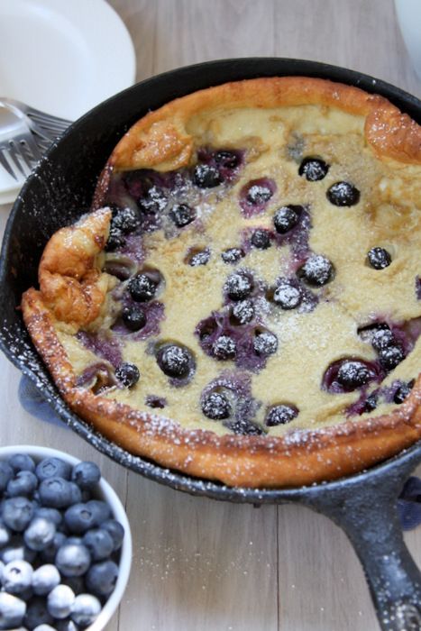 Dutch Pancake Recipe, Blueberry Dutch Baby, Dutch Baby Pancakes, Skillet Desserts, Baby Recipe, Dutch Baby Recipe, Dutch Baby Pancake, Dutch Baby, What's For Breakfast