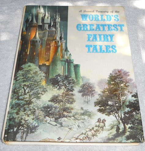 A Second Treasury Of The World's Greatest Fairy Tales: Helen Hyman: Amazon.com: Books Dutch Blitz, Easy Chapter Books, Iconic Films, Disney Version, Illustration Story, Classic Fairy Tales, Jack And The Beanstalk, Modern Fairytale, Fairy Tale Books