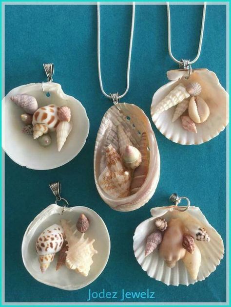 Sea Shells Diy, Art Coquillage, Seashell Projects, Shells Diy, Sea Jewelry, Seashell Pendants, Shell Crafts Diy, Sea Crafts, Shell Ornaments