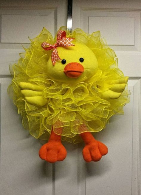 Duck Wreath, Easter Front Door Wreath, Easter Duck, Duck Yellow, Easter Front Door, Easter Mesh Wreaths, Diy Frühling, Easter Door Wreaths, Holiday Wreaths Diy