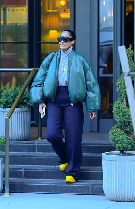 Tracee Ellis Ross’ Marshmallow Jacket Is Chicer Than Your Basic Winter Puffer Tracey Ellis Ross Style, Tracey Ellis Ross, Loewe Puffer, Tracey Ellis, The Super Puff, Gray Turtleneck, Super Puff, Yellow Boots, Grey Turtleneck Sweater