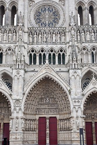 Picardy France, Amiens France, Tattoo Man, Architecture Antique, Tattoo Forearm, Tattoo Wrist, Cathedral Basilica, Tattoo Rose, Gothic Cathedrals