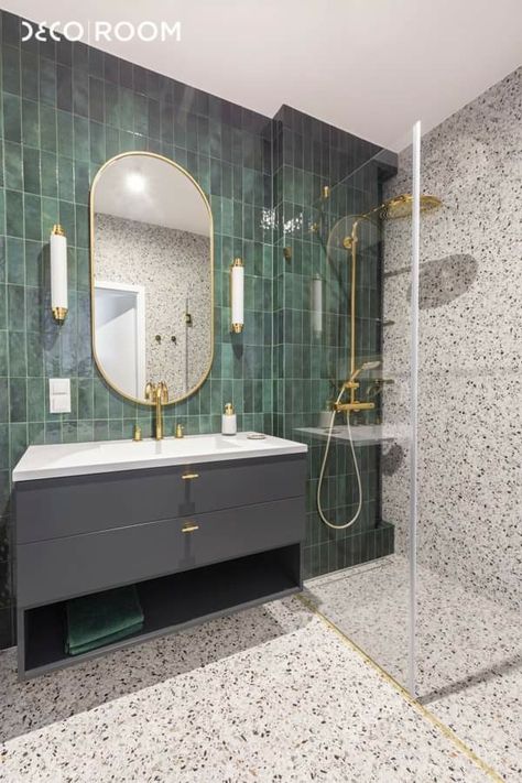 Green Terrazzo Bathroom, Terrace House Design, Green Tile Bathroom, Vintage Loft, Bathroom Color Schemes, Bathroom Decor Luxury, Small Bathroom Makeover, Bathroom Shower Tile, Bathroom Inspiration Decor