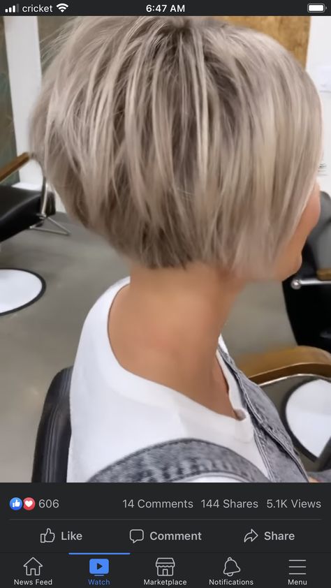 Kort Bob, Stacked Haircuts, Blonde Pixie Hair, Bob Haircut For Fine Hair, Short Hair Trends, Blonde Pixie Haircut, Edgy Short Hair, Bob Hairstyles For Fine Hair, Short Choppy Hair