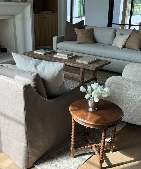 Living room lovin’ at our #austinranchproject install 🤎 | Instagram Light And Dwell, French Country Living Room, Living Room Design Inspiration, Chrome Extension, Instagram Image, Ottoman Sofa, Dream House Interior, Living Room Inspo, Sofa Armchair