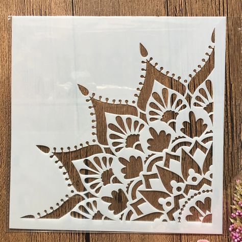 Stencil Patterns Templates, Stencil Wall Art, Layering Stencils, Intricate Mandala, Idee Cricut, Stencil Printing, Mandala Stencils, Stencil Pattern, Mandala Wall Art