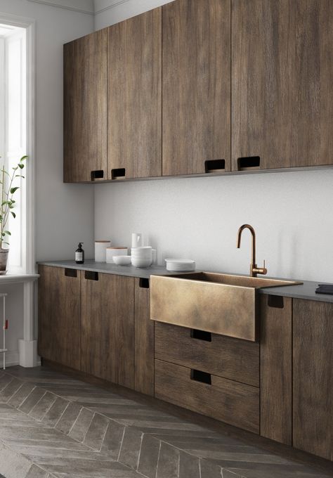 Small scandinavian kitchen on Behance Small Scandinavian Kitchen, Brass Kitchen Sink, Kitchen Basin, Scandinavian Kitchen Design, Scandinavian Kitchen, Kitchen Room Design, Wooden Cabinets, Kitchen Projects, Kitchen Style