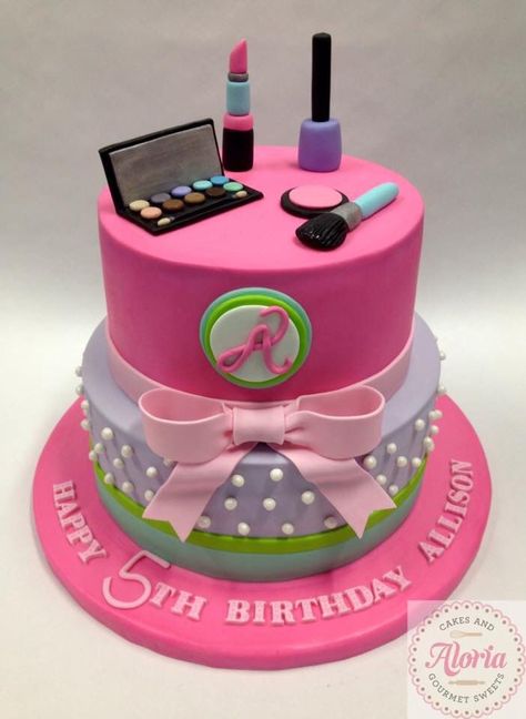 Spa Themed Birthday Cake, Makeup Theme Birthday, Makeup Themed Birthday Party, Birthday Cake Girls Kids, Spa Birthday Cake, Birthday Cakes Girls Kids, Makeup Birthday Cakes, Makeup Birthday Party, Birthday Cake Pinterest