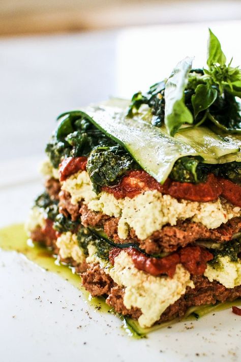 Lasagne Vegan, Raw Vegan Recipes Easy, Raw Vegan Dinners, Recipe Lasagna, Types Of Vegans, Raw Breakfast, Raw Vegan Diet, Lasagne Recipes, Vegan Lasagna