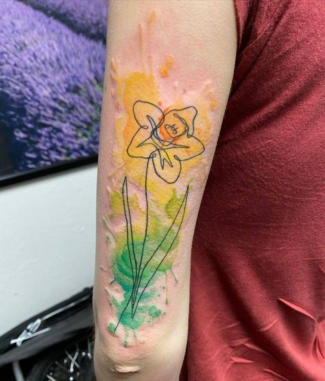 Daffodil Tattoo Ideas, Yellow Flower Tattoos, Narcissus Tattoo, Daffodil Flower Tattoos, Narcissus Flower Tattoos, Pixie Tattoo, Simple Flower Tattoo, Daffodil Tattoo, Flower Tattoo Meanings