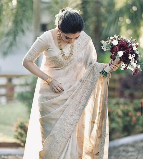 Kerala Bridal Saree, Christian Wedding Saree, Indian Wedding Dress Modern, South Indian Wedding Hairstyles, Christian Bridal Saree, Wedding Day Dresses, Christian Bride, Indian Bridesmaid Dresses, Indian Bridal Sarees