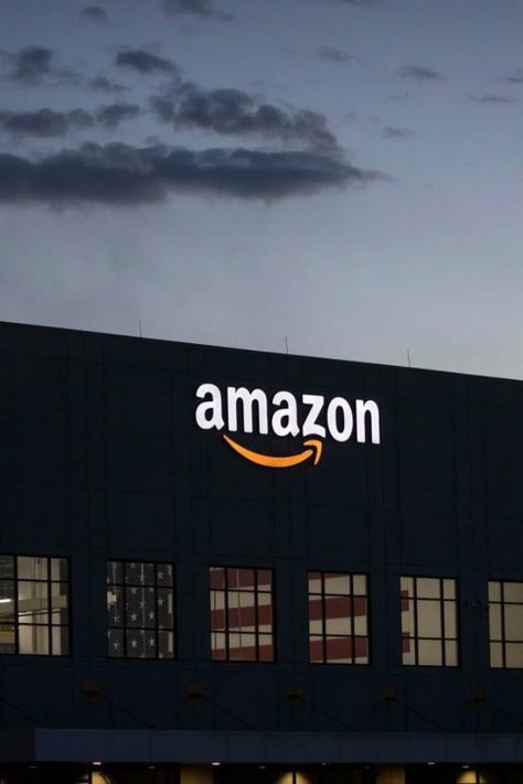 Amazon has laid off about 500 employees in India across different verticals, as per reports. This fresh round of downsizing is part of the broader layoffs announced by CEO Andy Jassy in March, affecting approximately 9,000 employees.The process is ongoing, people familiar with the matter told Economic Times, adding that the employees are being laid off from Web Services, Human Resources and Support department. blockworksComes after CEO Andy Jassy's March announcementI... Amazon Employee, Laid Off, Economic Times, Human Resources, India, Human