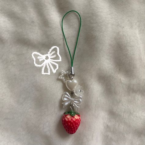 #beadedjewelry #beadedphonecharm #phonecharm #keychain #phoneaccessories #bagcharms #charms #handmadecharm #beads #handmadejewelry #handmadephonecharm #strawberry #strawberryglass Cute Bead Keychains, Phone Charm Inspiration, Iphone Charms, Strawberry Keychain, Beads Charm, Cute Beads, Charm Keychain, Beaded Charms, Diy Keychains