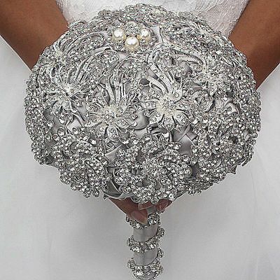 Luxury Bride Hand Flower Silver Rhinestone Brooch Pearls Decor Wedding Bouquet | eBay Fae Wedding, Luxury Bridal Bouquet, Bride Flower Bouquet, Gold Wedding Bouquets, Bouquet Alternatives, Jewelry Bouquet, Brides Flowers Bouquet, Bridal Bouquet Ideas, Crystal Bouquet