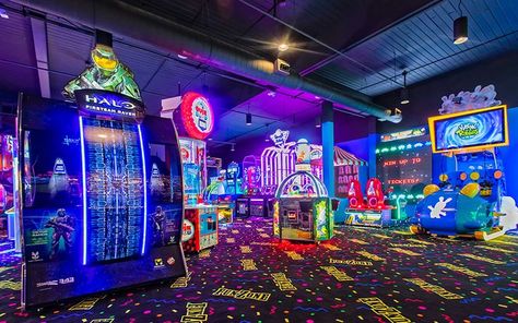 Arcade Room, Entertainment Center Design, City Lights At Night, Game Room Basement, Arcade Game Room, Game Room Design, Family Entertainment, City Design, Design Center