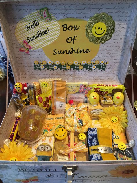 Box of Sunshine                                                                                                                                                     More                                                                                                                                                                                 More Sunshine Box Ideas, College Gift Boxes, Sunshine Box, Box Of Sunshine, Bff Birthday Gift, Yellow Gifts, Birthday Gift Baskets, Cute Birthday Gift