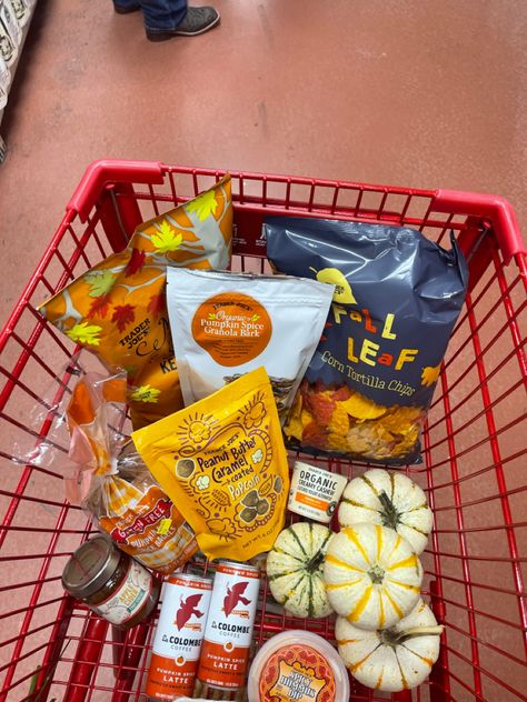 Fall Food Trader Joes, Halloween Trader Joes, Fall Snacks Store Bought, Cozy Fall Aesthetic Food, Trader Joes Fall Snacks, Pumpkin Spice Snacks, Trader Joe’s Grocery Haul, Fall Trader Joe’s, Trader Joes Fall Recipes