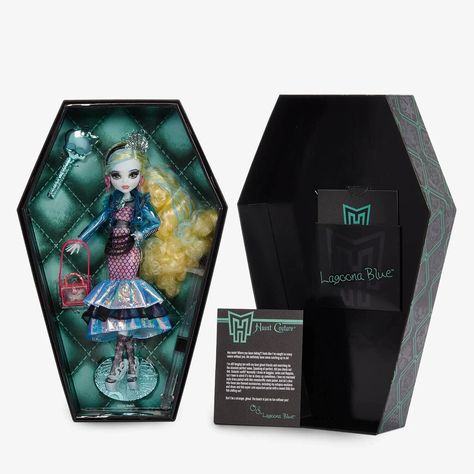 Mattel Creations, New Monster High Dolls, Haunt Couture, Original Monster, Moster High, Vestidos Color Rosa, Lagoona Blue, High Fashion Looks, Sea Inspired