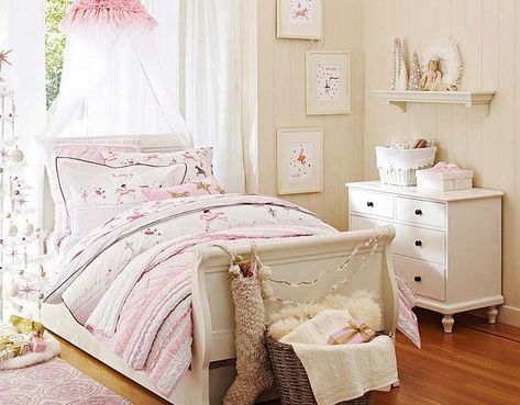 I love the Pottery Barn Kids Ringmaster Bedroom on potterybarnkids.com. I like the rose canopy! @potterybarnkids @tomkatstudio Day Bed Canopy, Bed Canopy Ideas, Star Canopy, Pottery Barn Bedrooms, Canopy Ideas, Barn Bedrooms, Ruffle Quilt, Quilted Bedding, Pink Duvet Cover