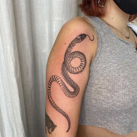 Snake Tattoo Shoulder, Snake Shoulder Tattoo, Snake Tattoo Ideas, Mexican Tattoo, Clever Tattoos, Snake Tattoo Design, Bicep Tattoo, Line Work Tattoo, Snake Tattoo