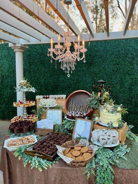 Fall Wedding Dessert Bar Ideas, Boho Wedding Food Table Decor, Food Table Ideas Wedding, Boho Party Dessert Table, Dessert Only Reception, Fall Wedding Food Table Decor, Cookie Bar Wedding Dessert Tables, Groom Dessert Table, Forest Wedding Dessert Table