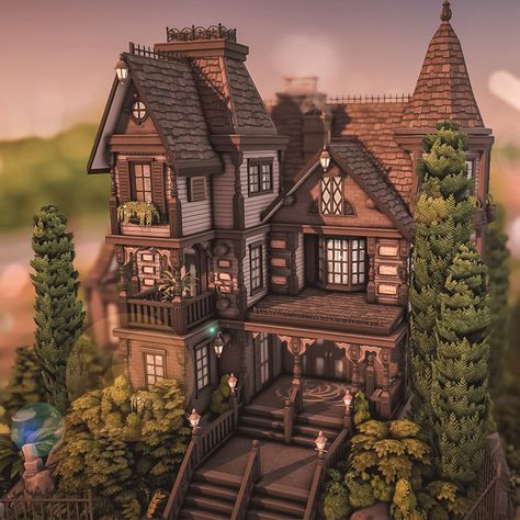 🖤 Base Game Dark Manor 🖤 I'm so happy that there are now some new color variations for many items in the base game. Building is twice as much fun! I'm hoping for a few more plants in the BaseGame at some point haha, but I don't think that'll happen. 🖤🌲🌇🖤🌲🌇🖤🌲🌇 This Victorian house on an overgrown hill has three bedrooms and is fully furnished. The furnishings are decorated in dark and heavy tones. 🖤🌲🌇🖤🌲🌇🖤🌲🌇 #thesims4builds #thesims4homes #showusyourbuilds #sccregram #somesimlishbuild #sim... Minecraft Victorian House, Sims 4 Base Game House, Sims 4 Victorian House, Gothic Manor, Vampire House, Gamer Design, Victorian Manor, Games Ps4, Sims Builds