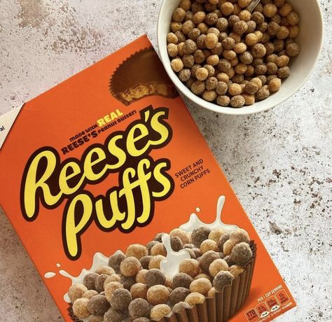 Corn Puffs, Reese's Puffs, Instant Breakfast, African Cooking, Men Faces, Snacks Recipes, Delicious Meals, Food Store, Dog Food Recipes